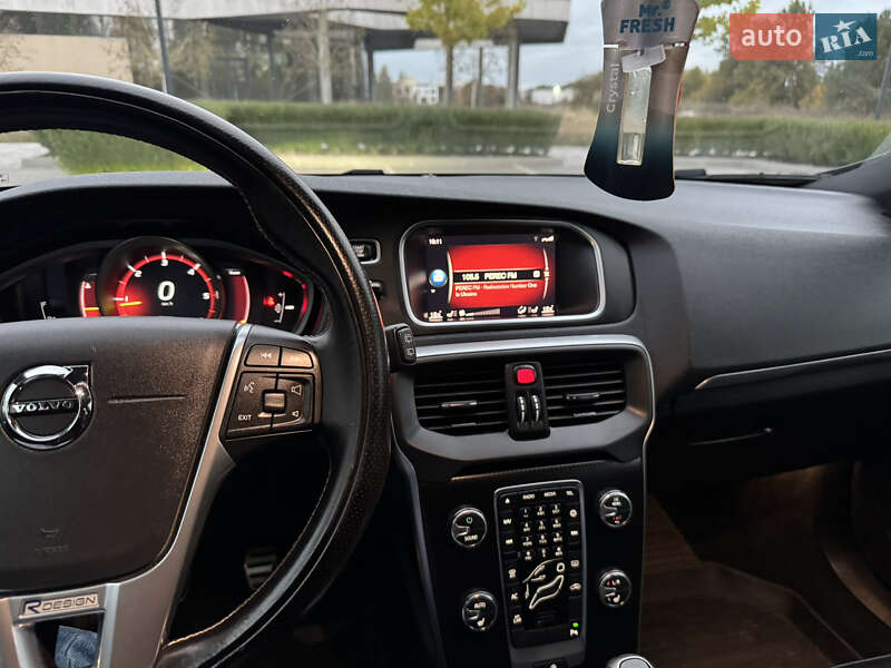 Хетчбек Volvo V40 2017 в Ірпені фото 43 Хетчбек Volvo V40 2017 в Ірпені