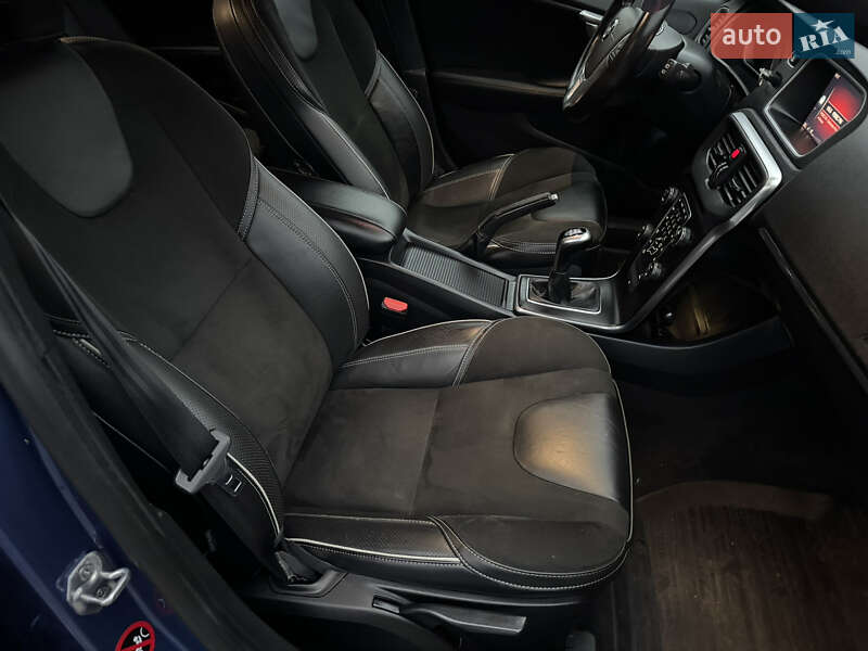 Хетчбек Volvo V40 2017 в Ірпені фото 47 Хетчбек Volvo V40 2017 в Ірпені