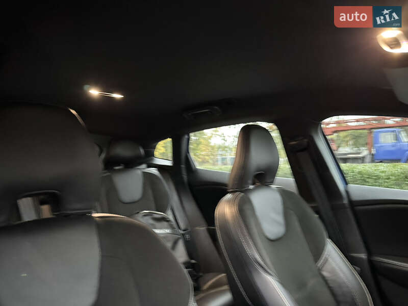 Хетчбек Volvo V40 2017 в Ірпені фото 57 Хетчбек Volvo V40 2017 в Ірпені