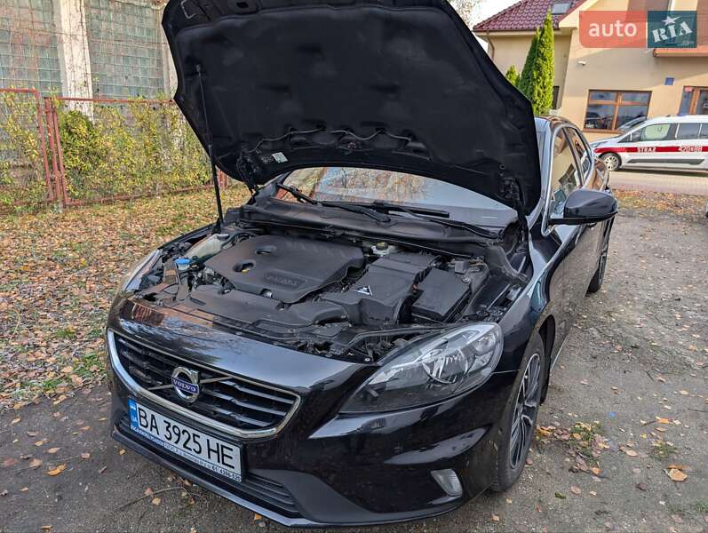Хэтчбек Volvo V40 2015 в Кропивницком фото 9 Хэтчбек Volvo V40 2015 в Кропивницком