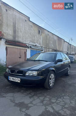 Универсал Volvo V40 2001 в Ровно