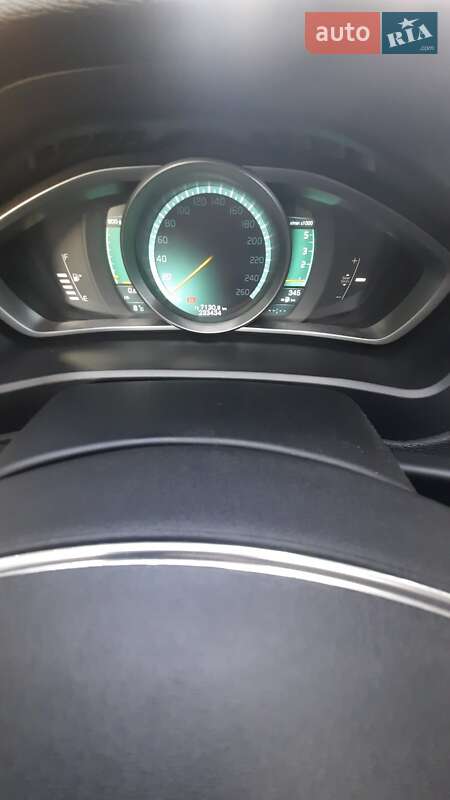 Хэтчбек Volvo V40 2013 в Красилове