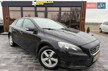 Хэтчбек Volvo V40 2013 в Коломые