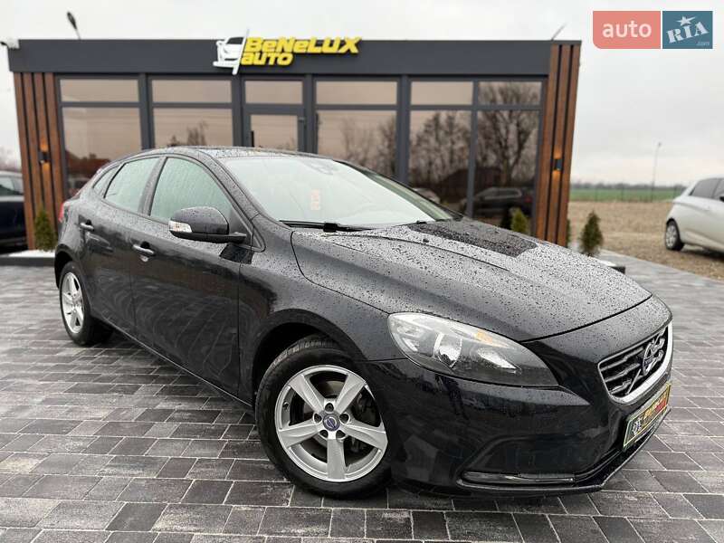 Volvo V40 2013