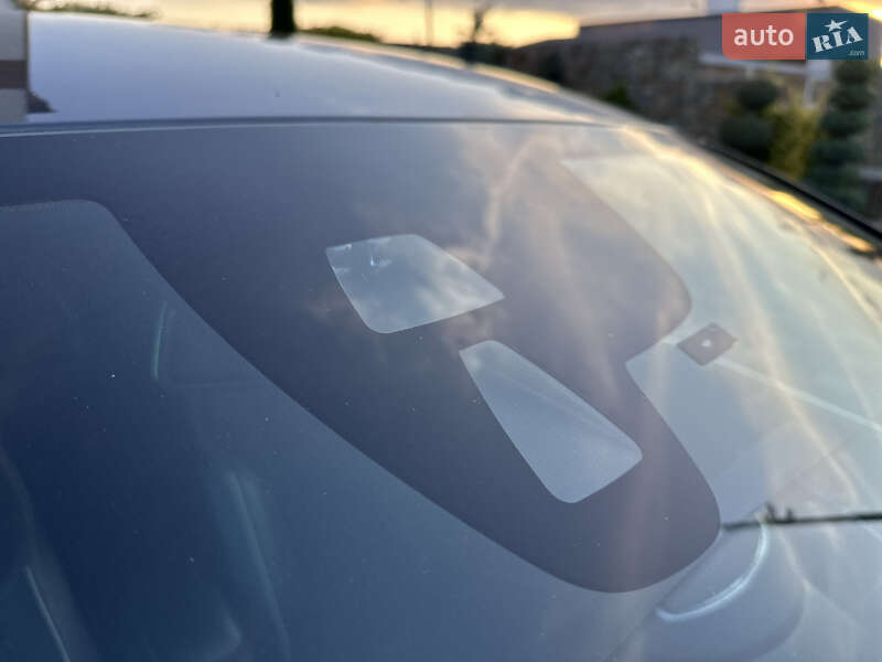 Хетчбек Volvo V40 2014 в Стрию