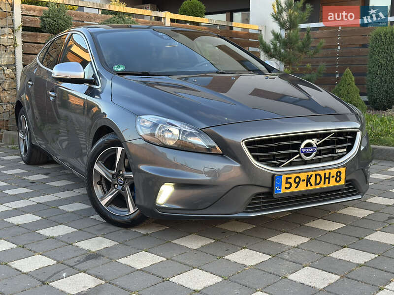 Хетчбек Volvo V40 2014 в Стрию
