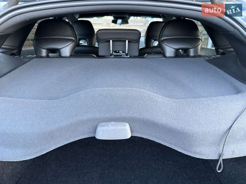 Хетчбек Volvo V40 2014 в Стрию