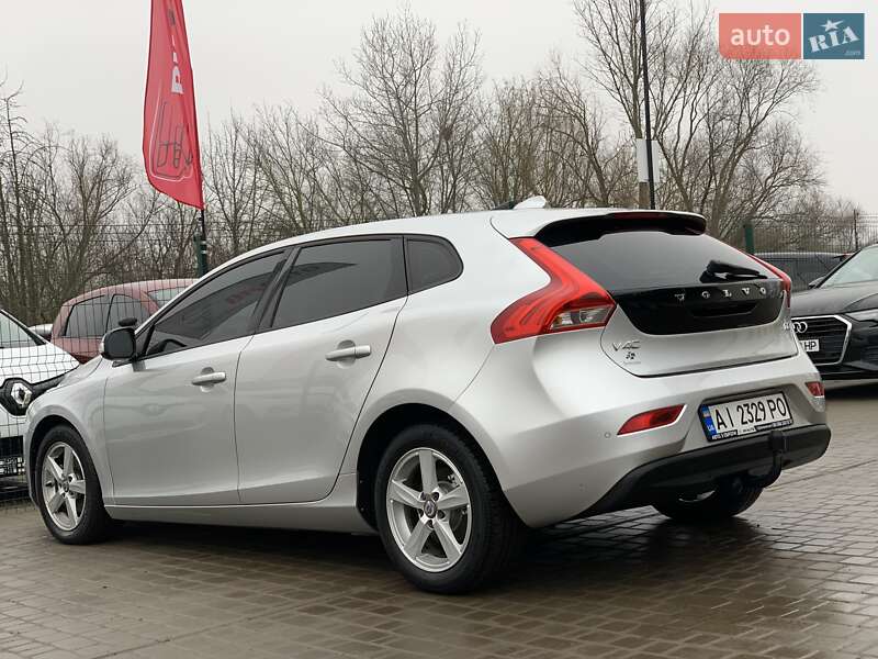 Хэтчбек Volvo V40 2014 в Бердичеве