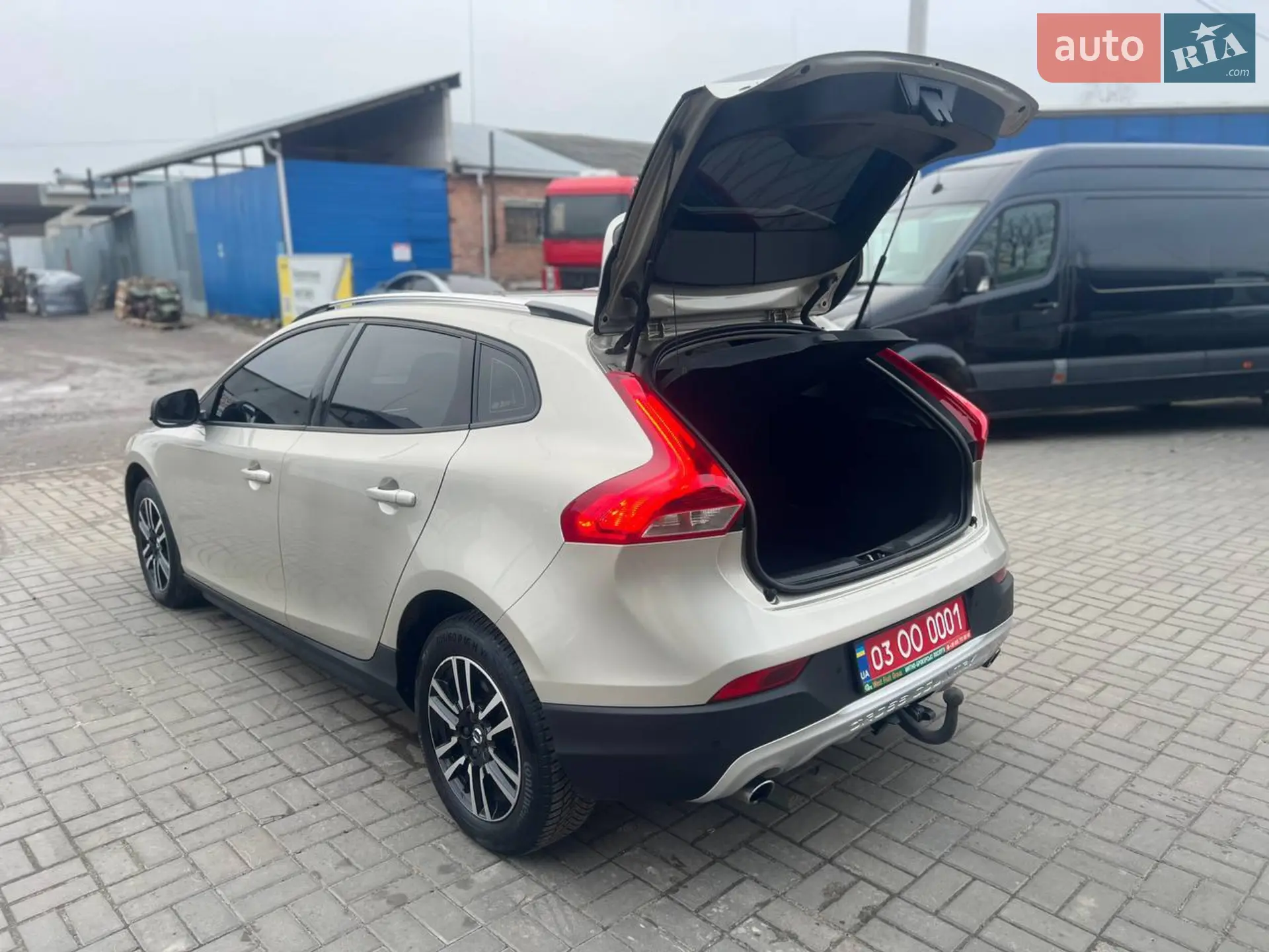2018 Volvo V40 - мініатюра 8