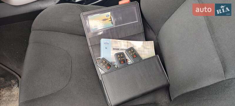 Хэтчбек Volvo V40 2013 в Киеве