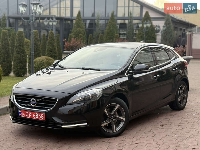 Хетчбек Volvo V40 2013 в Стрию