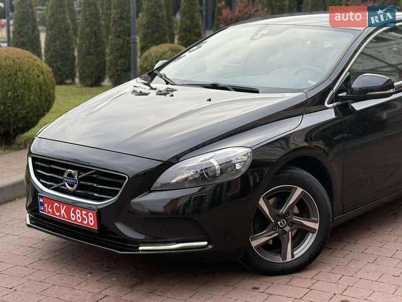 Хетчбек Volvo V40 2013 в Стрию