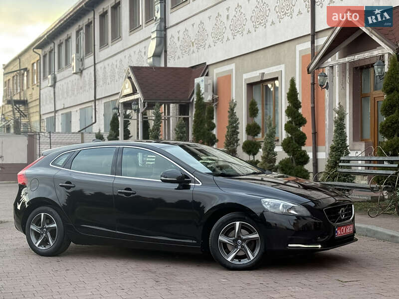 Хетчбек Volvo V40 2013 в Стрию