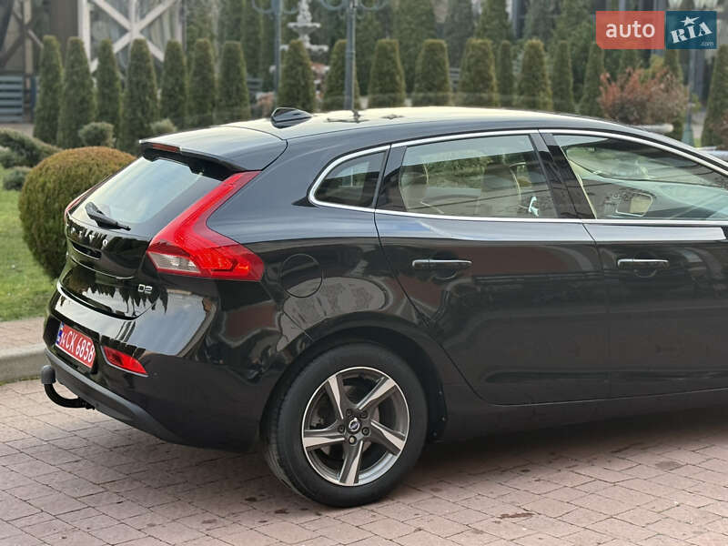 Хетчбек Volvo V40 2013 в Стрию