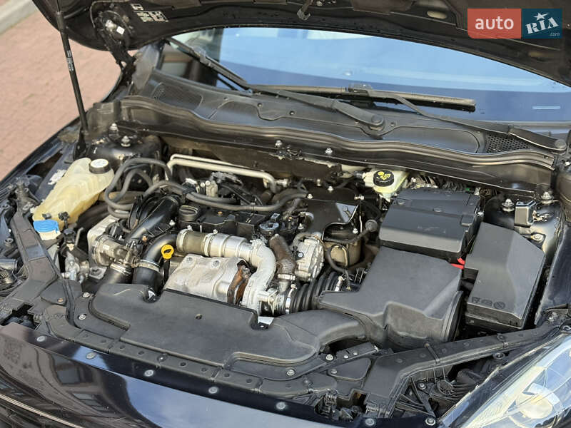 Хетчбек Volvo V40 2013 в Стрию