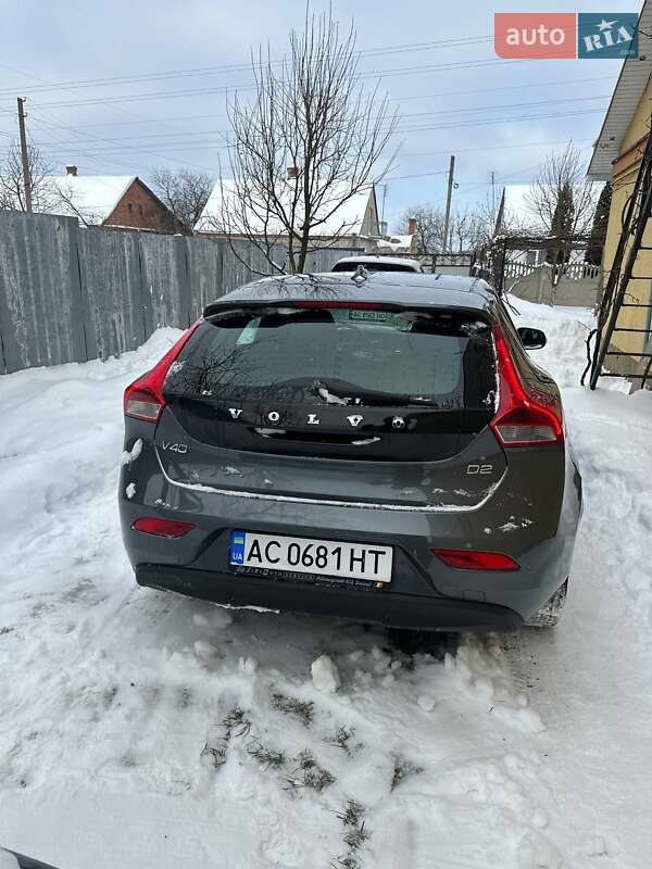 Хэтчбек Volvo V40 2013 в Луцке