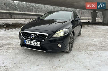 Хэтчбек Volvo V40 2015 в Киеве