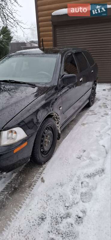 Универсал Volvo V40 2004 в Владимирце