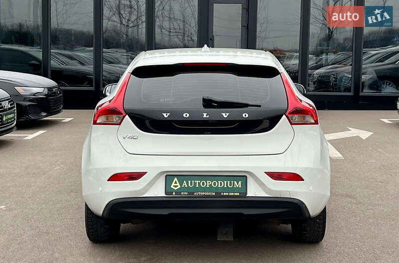 Хэтчбек Volvo V40 2013 в Киеве фото 12 Хэтчбек Volvo V40 2013 в Киеве