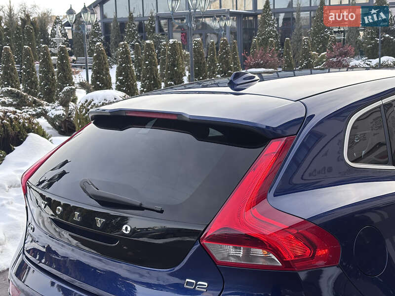 Хетчбек Volvo V40 2015 в Стрию