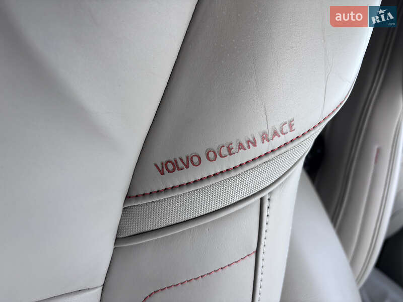 Хетчбек Volvo V40 2015 в Стрию