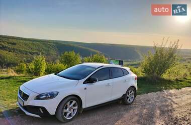 Хэтчбек Volvo V40 2013 в Львове