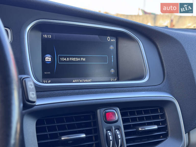 Хэтчбек Volvo V40 2013 в Стрые фото 49 Хэтчбек Volvo V40 2013 в Стрые