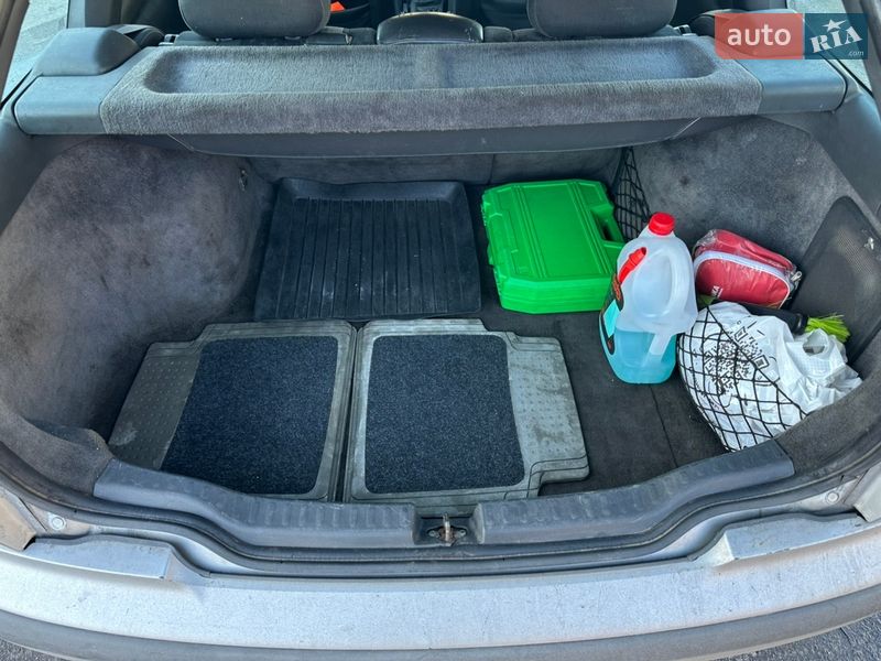 Универсал Volvo V40 1998 в Киеве