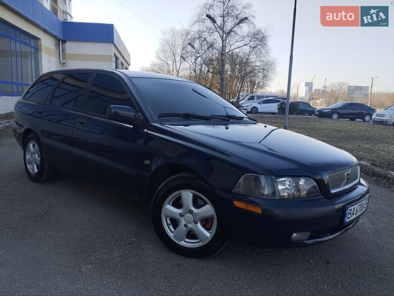 Універсал Volvo V40 2003 в Кропивницькому
