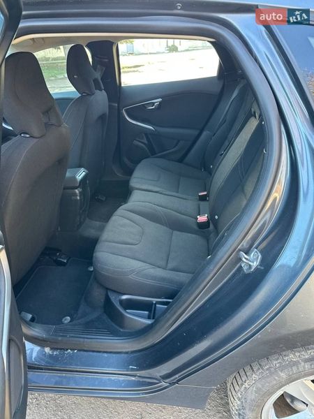 Хэтчбек Volvo V40 2013 в Луцке