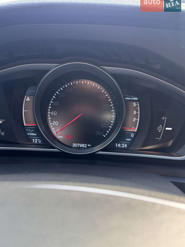 Хетчбек Volvo V40 2012 в Тернополі