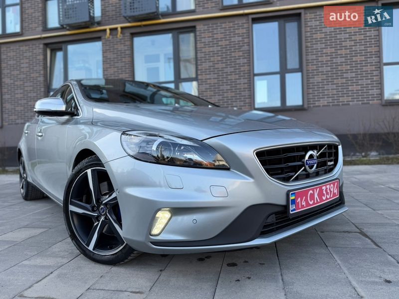 Хетчбек Volvo V40 2013 в Львові фото 2 Хетчбек Volvo V40 2013 в Львові
