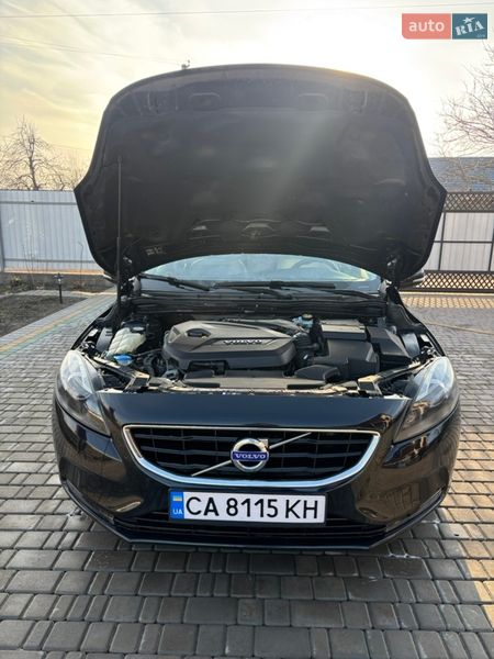 Хетчбек Volvo V40 2014 в Монастирищеві