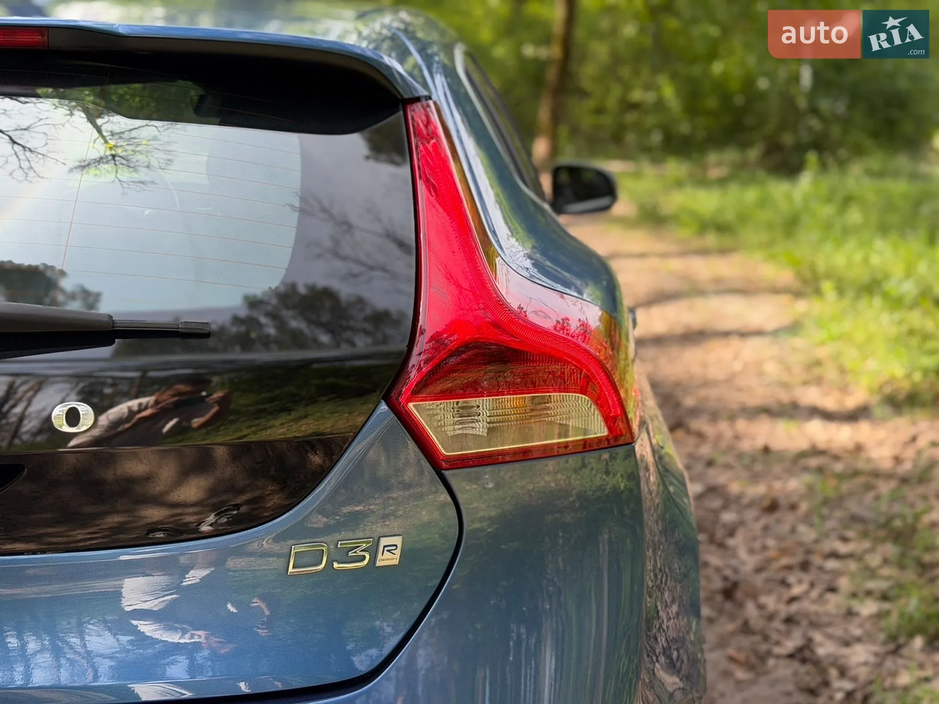 2017 Volvo V40 - мініатюра 18
