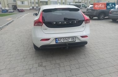 Хэтчбек Volvo V40 2014 в Шептицькому