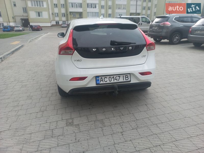 Хэтчбек Volvo V40 2014 в Шептицькому