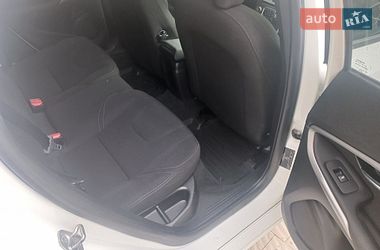 Хэтчбек Volvo V40 2014 в Шептицькому
