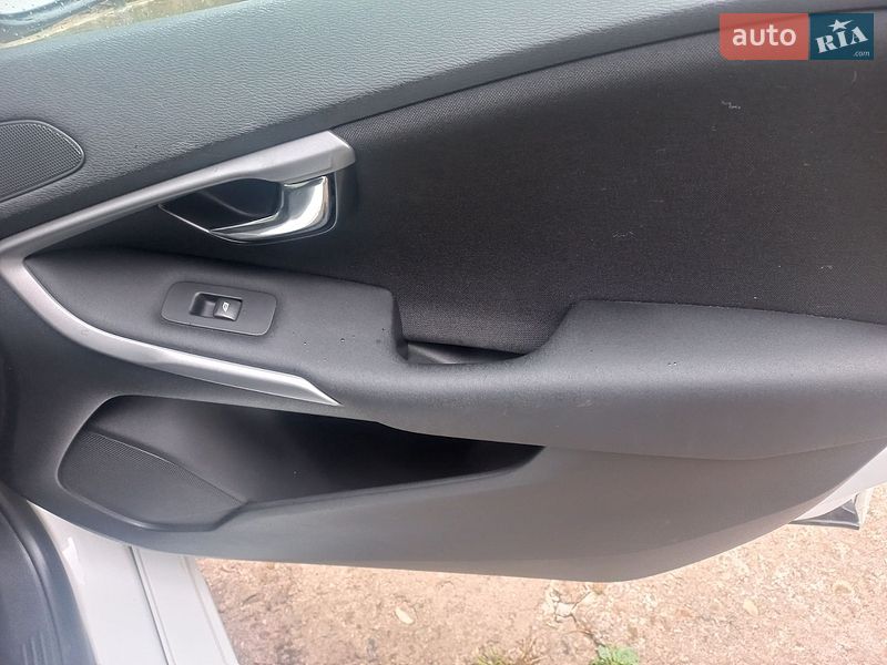 Хэтчбек Volvo V40 2014 в Шептицькому