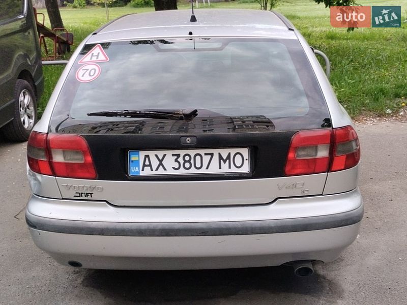 Универсал Volvo V40 1999 в Харькове