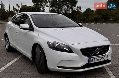 Хэтчбек Volvo V40 2014 в Коломые