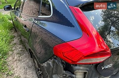 Хэтчбек Volvo V40 2014 в Киеве