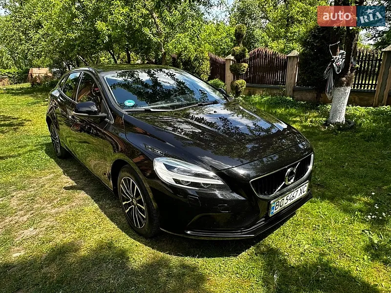 Volvo V40 2016