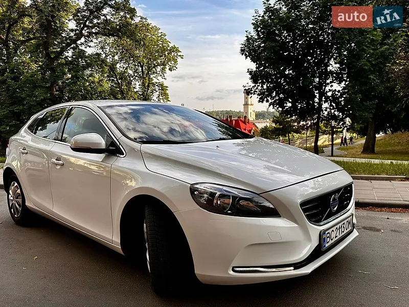 Volvo V40 2012 VIN YV1MV8481D2021753 фото оголошення 9 з 38