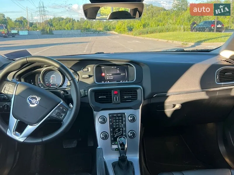 Volvo V40 2018 VIN YV1MV79K0J2486956 фото оголошення 27 з 73