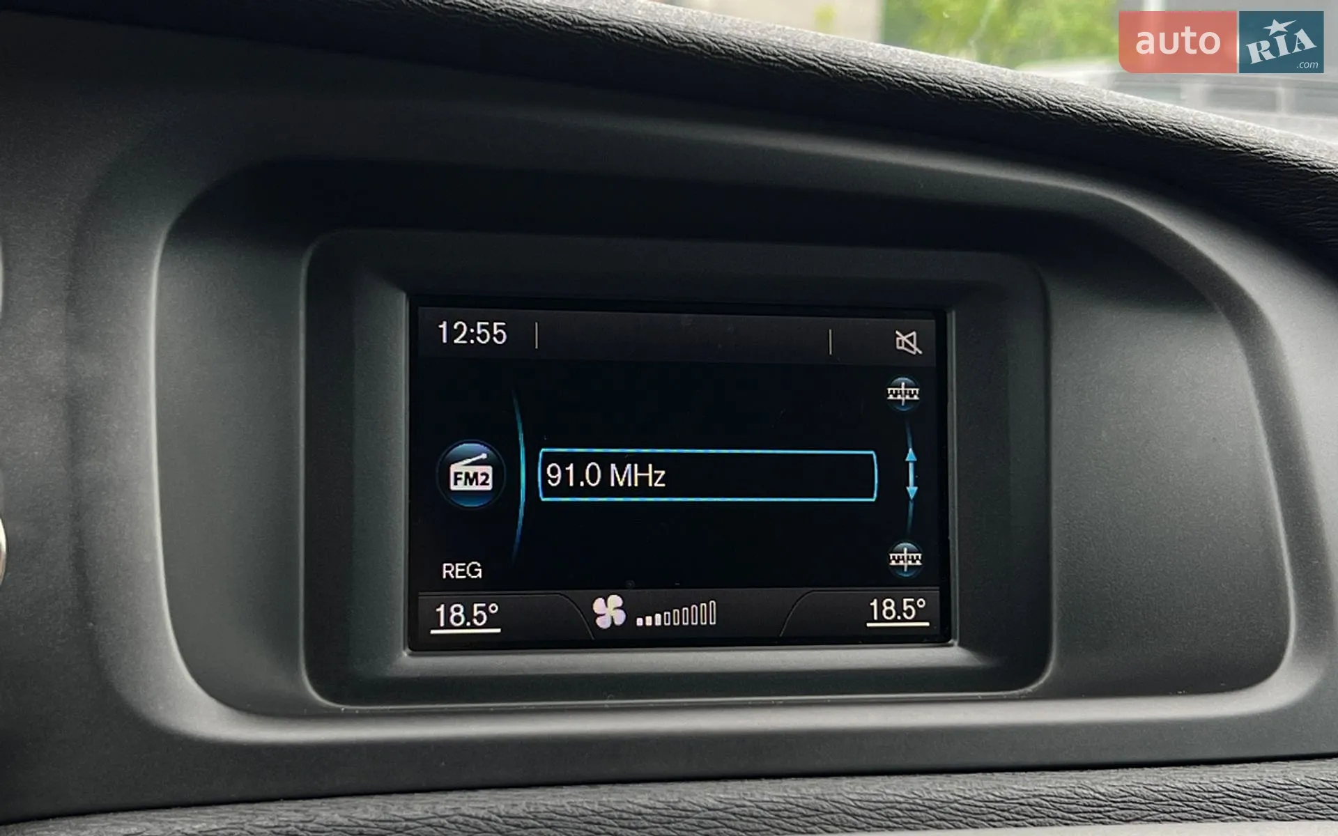 2016 Volvo V40 - мініатюра 13