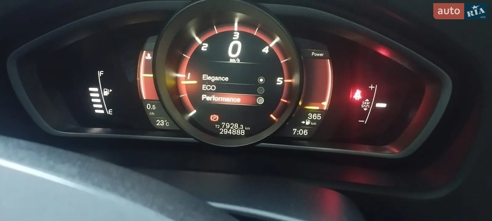 2017 Volvo V40 - мініатюра 2