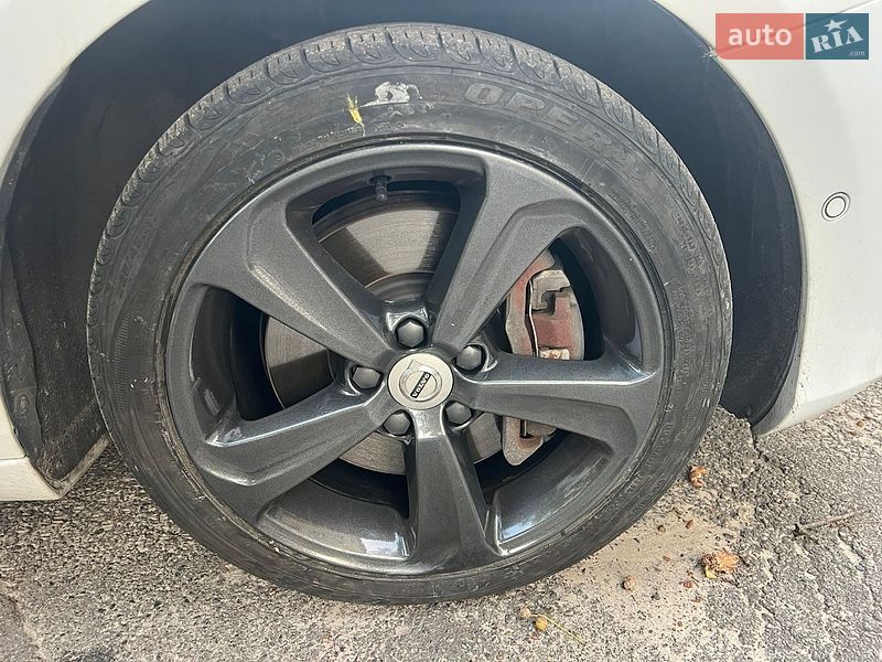 Хэтчбек Volvo V40 2018 в Киеве