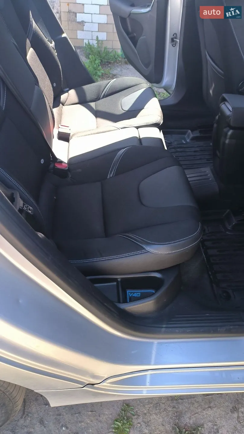2016 Volvo V40 - мініатюра 19