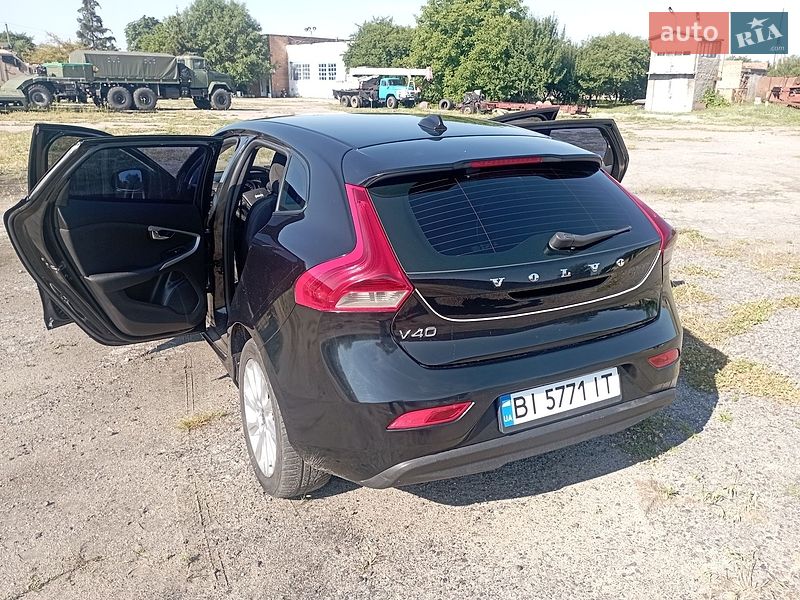Хетчбек Volvo V40 2013 в Нових Санжарах фото 8 Хетчбек Volvo V40 2013 в Нових Санжарах