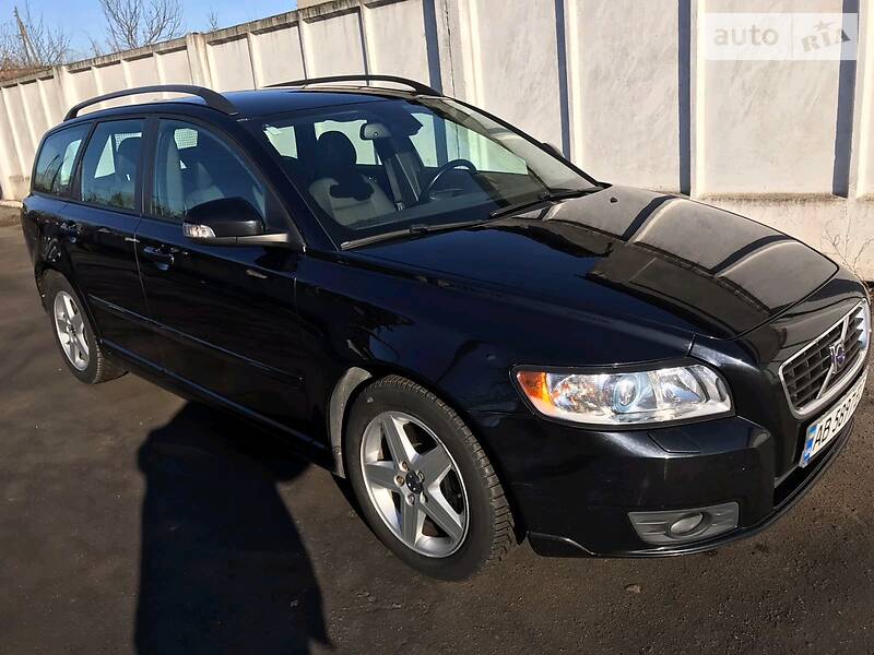 Універсал Volvo V50 2010 в Козятині